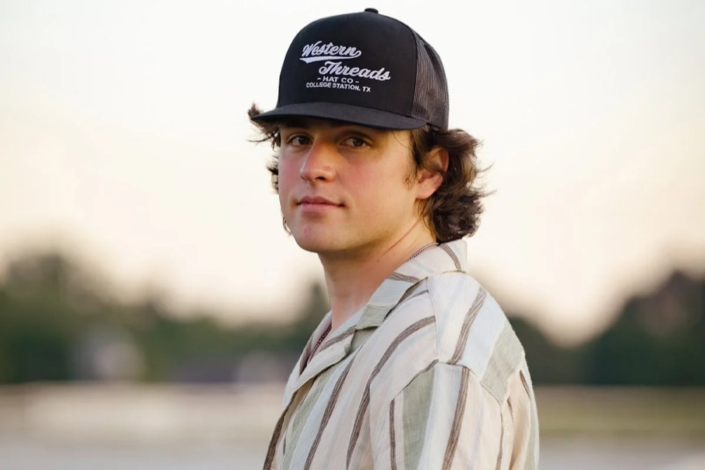 Vincent Mason, directed by Izzy Guti