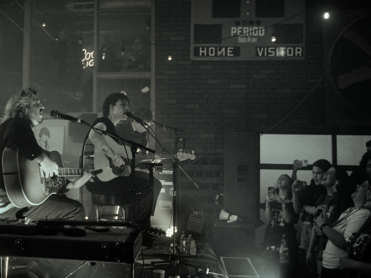 Live performance filmed by Disruptive Soul